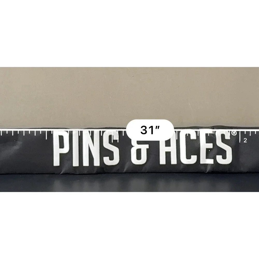 Pins & Aces Golf Beer Sleeve